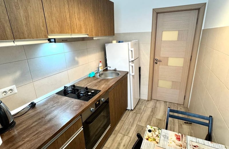Alquiler de un acogedor apartamento de 2 habitaciones en el distrito de Chiajna, Bucarest, Rumanía